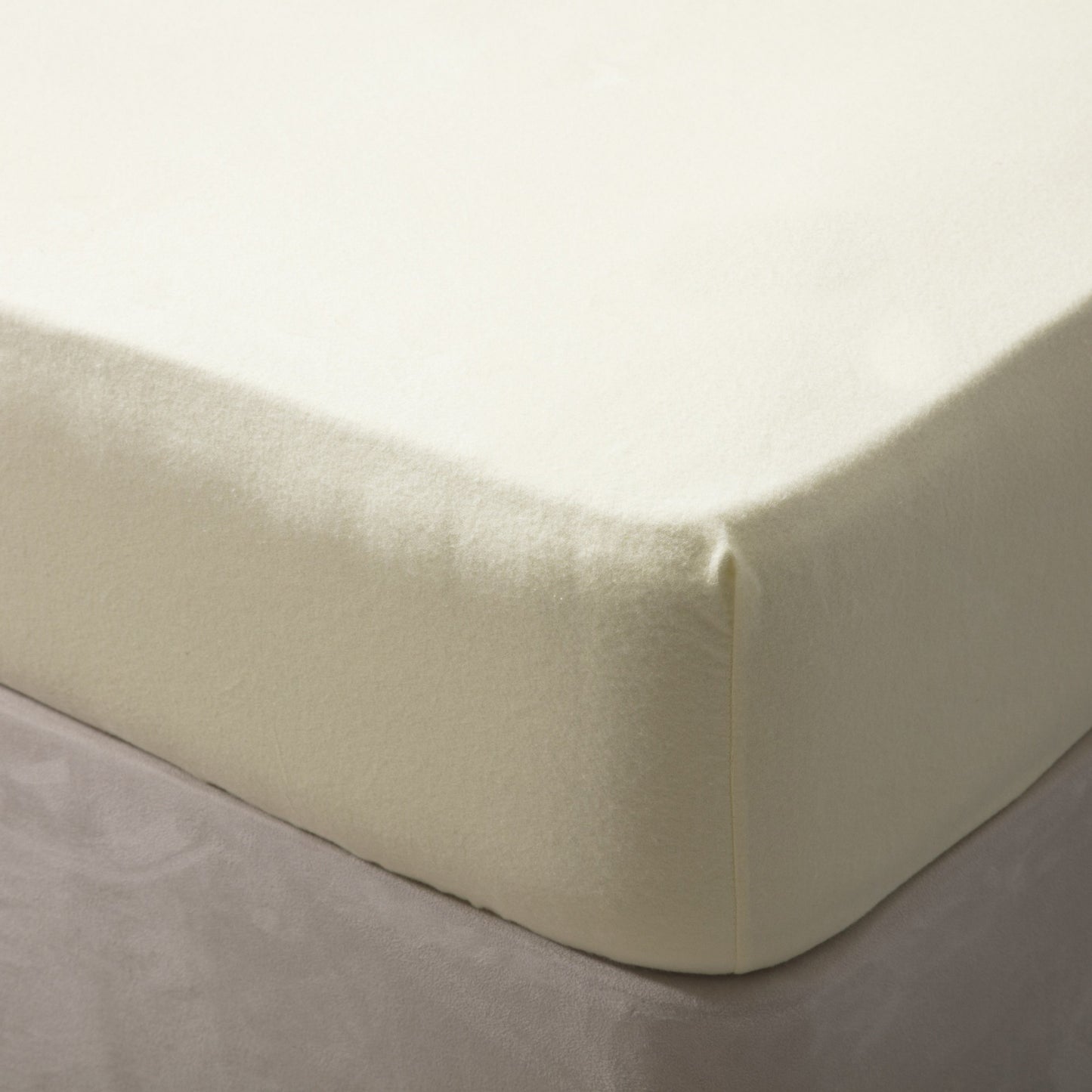 Ivory - Back - Belledorm Jersey Cotton Fitted Sheet