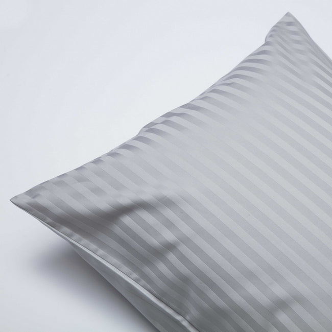 Platinum - Back - Belledorm 540 Thread Count Satin Stripe Housewife Pillowcases (Pair)
