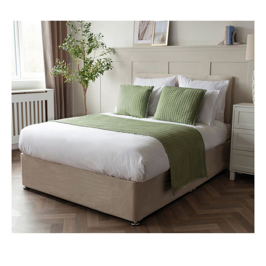 Sage - Front - Belledorm Crompton Quilted Bed Runner