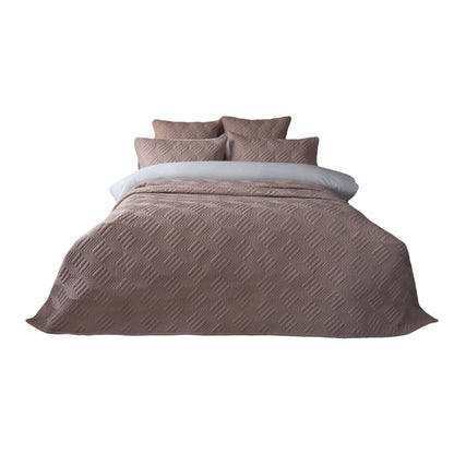 Blush - Front - Belledorm Lisbon Chevron Bedspread