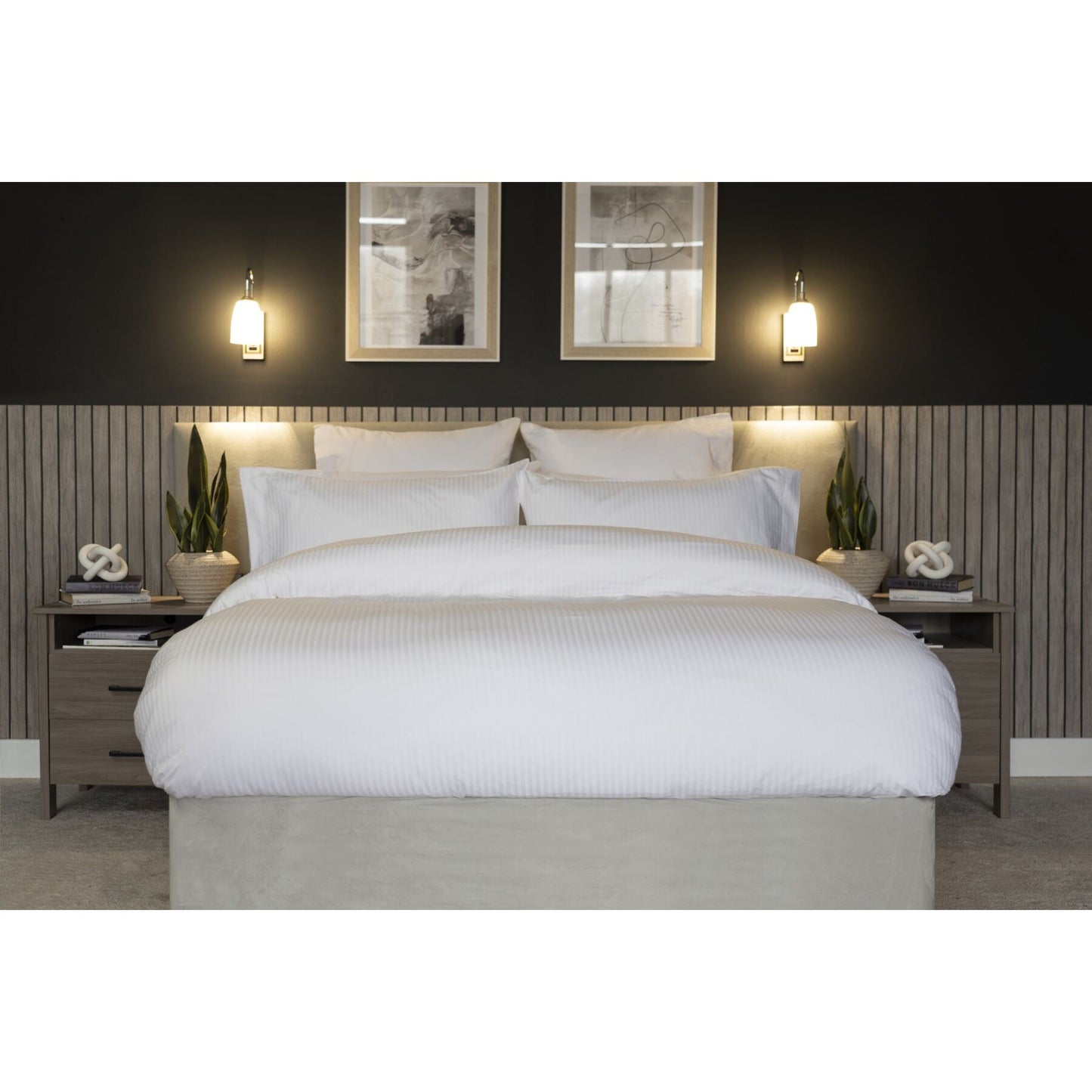 White - Front - Belledorm Hotel Soho Pinstripe Duvet Cover Set