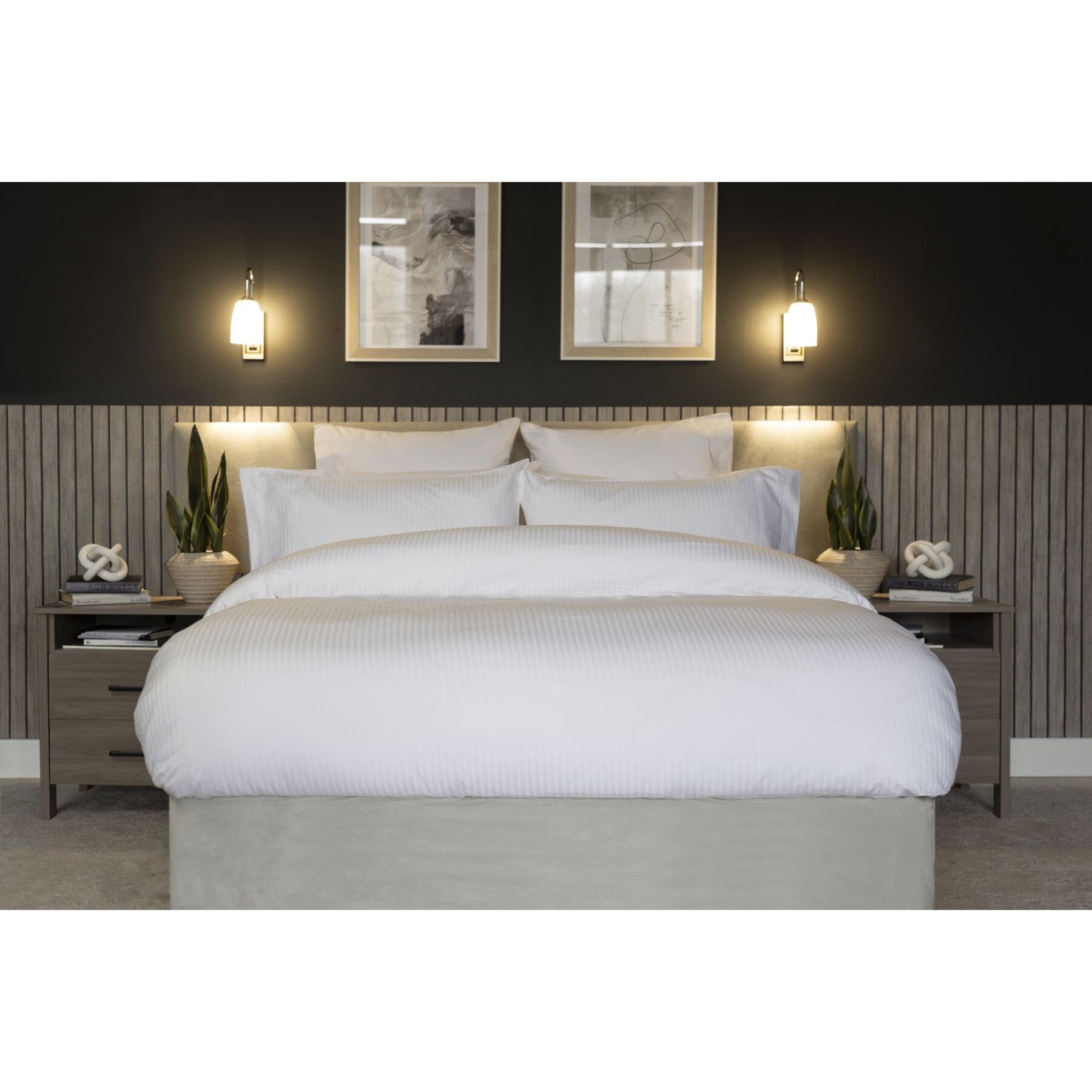 White - Front - Belledorm Hotel Soho Pinstripe Duvet Cover Set
