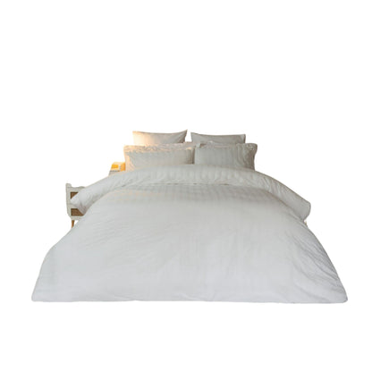 White - Front - Belledorm Samara King Duvet Set