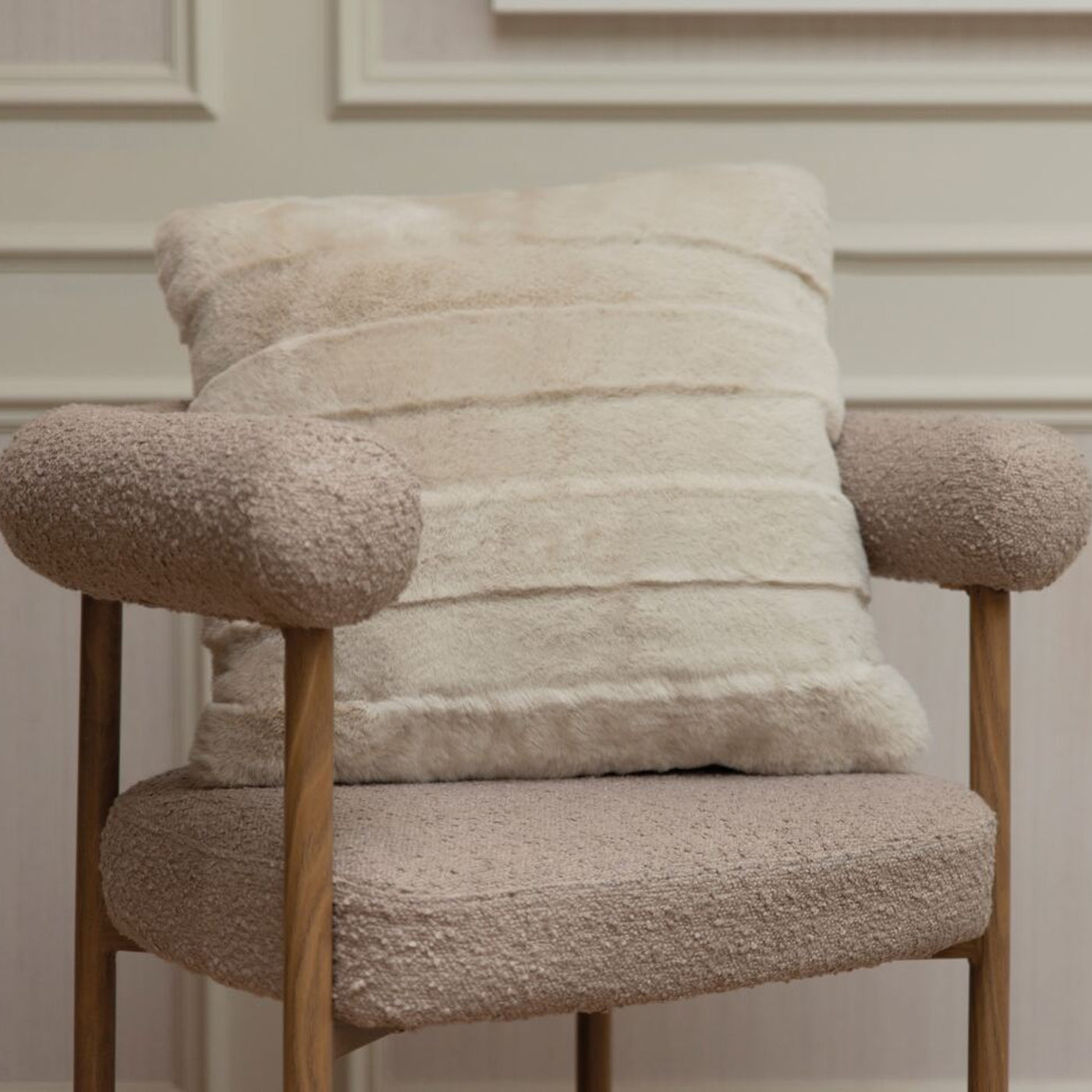 Oatmeal - Front - Belledorm Alaska Faux Fur Filled Cushion