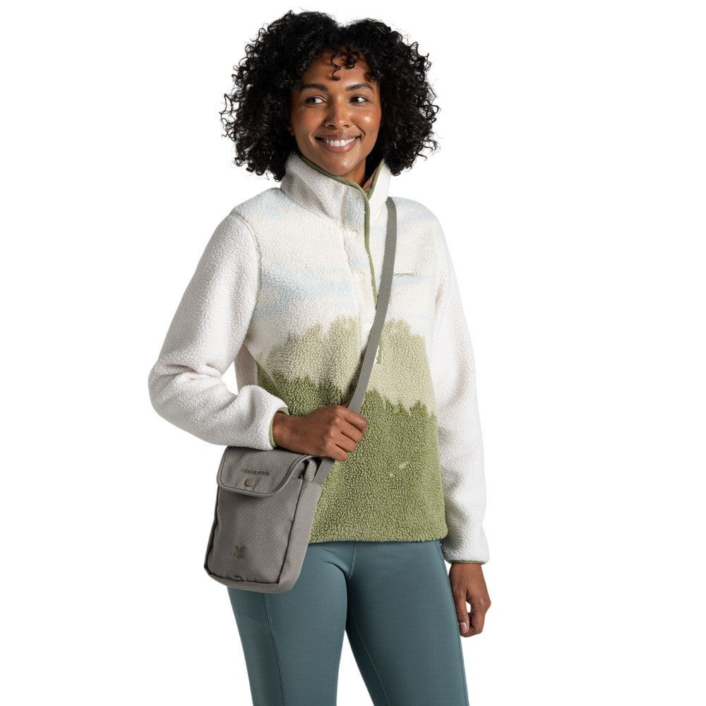 Vert - Side - Craghoppers Kiwi National Trust Logo Crossbody Bag