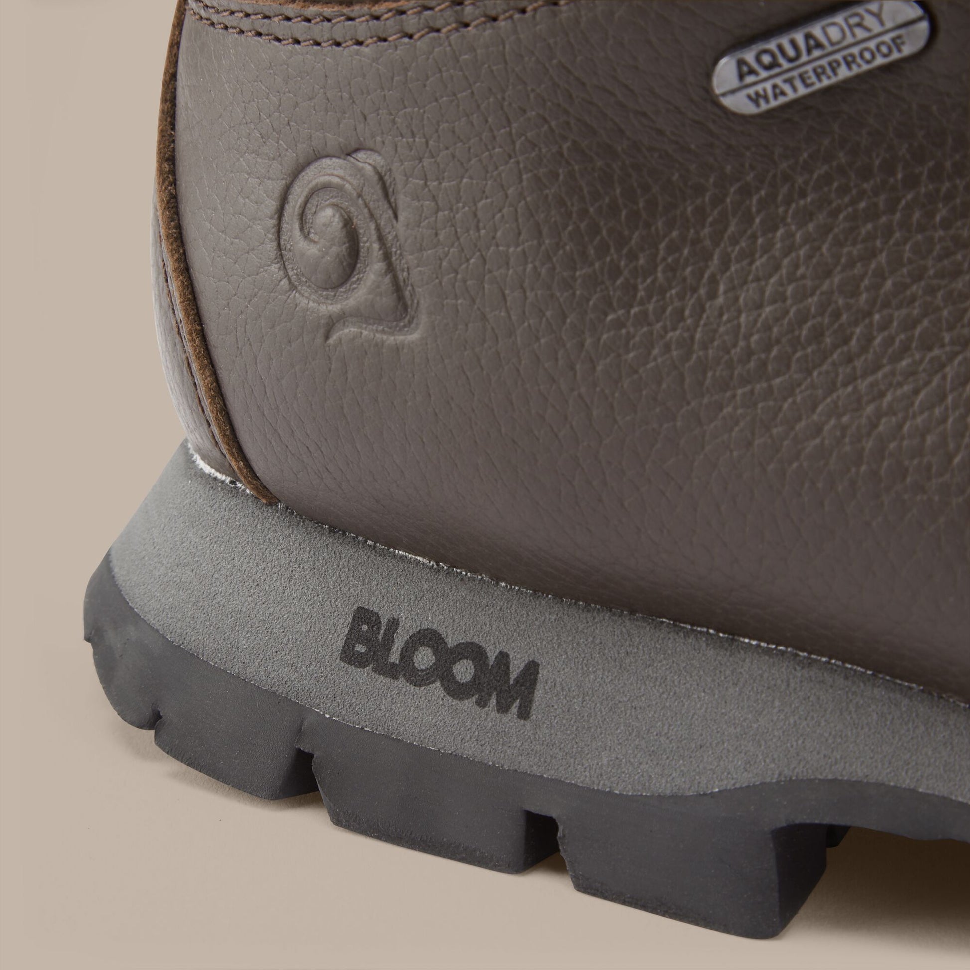 Mocha - Close up - Craghoppers Mens Trek NewHide Walking Boots