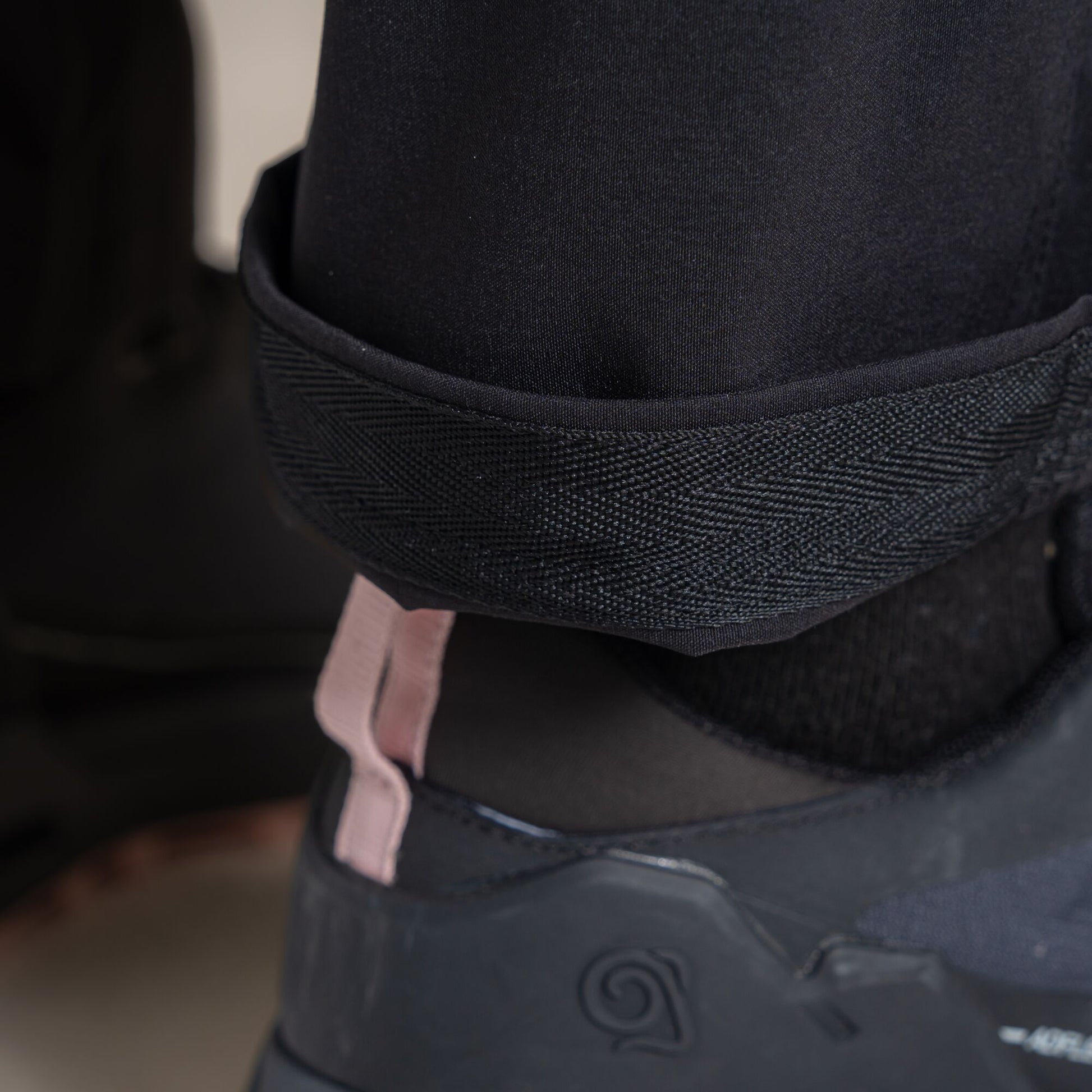 Black - Close up - Craghoppers Womens-Ladies Kiwi Pro III Convertible Trousers