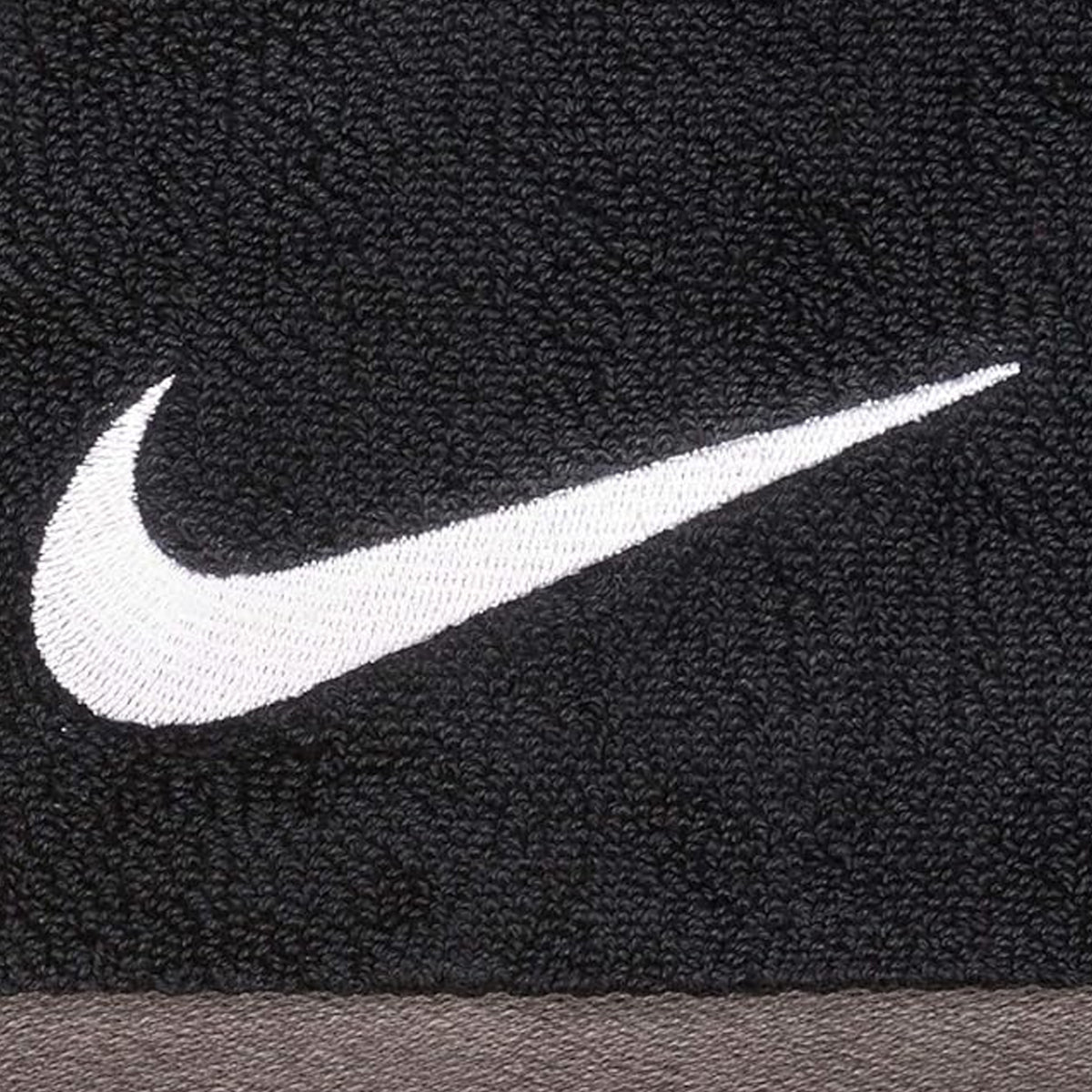 Black - Lifestyle - Nike Fundamental 2024 Towel