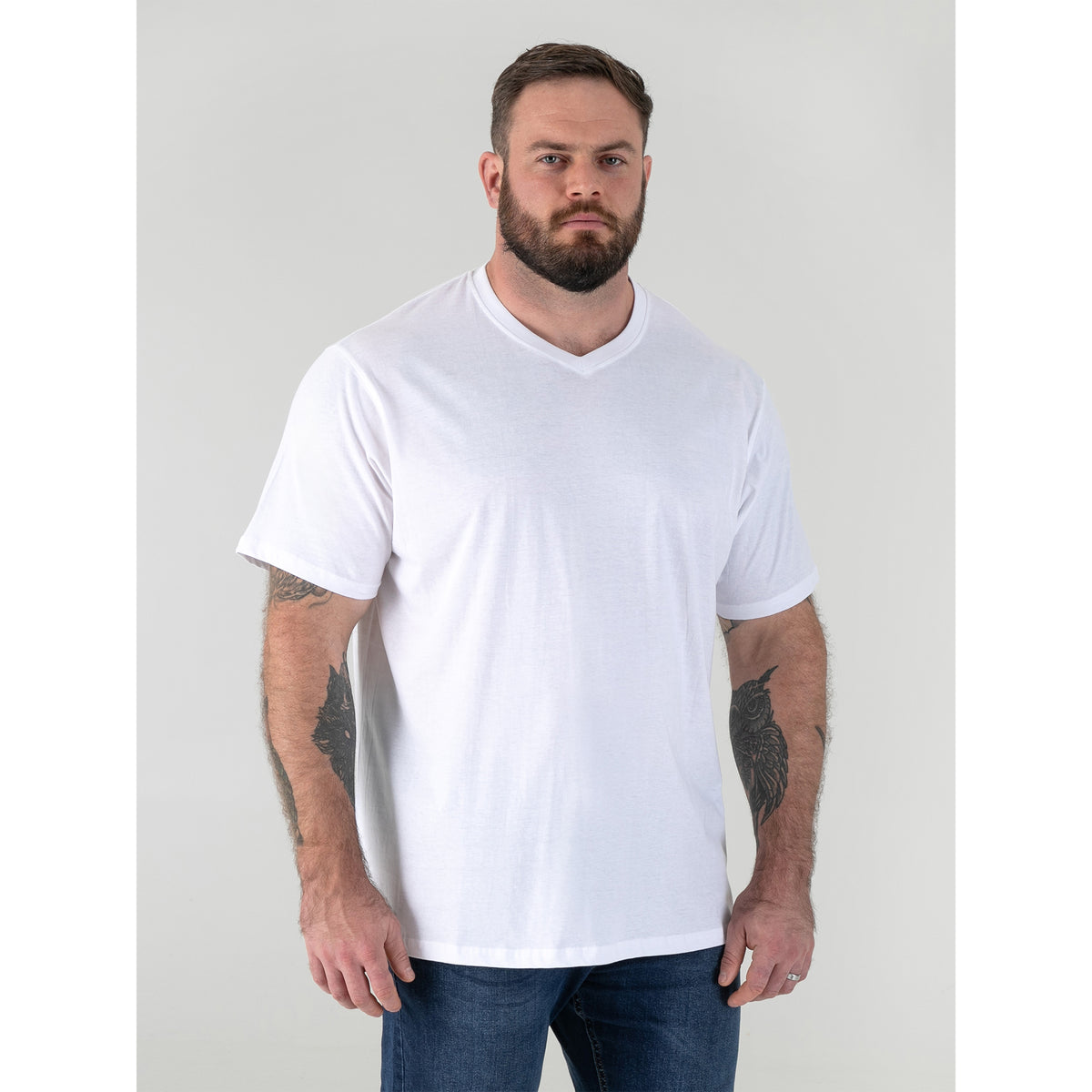 White - Lifestyle - Duke Mens D555 Signature Cotton Kingsize T-Shirt