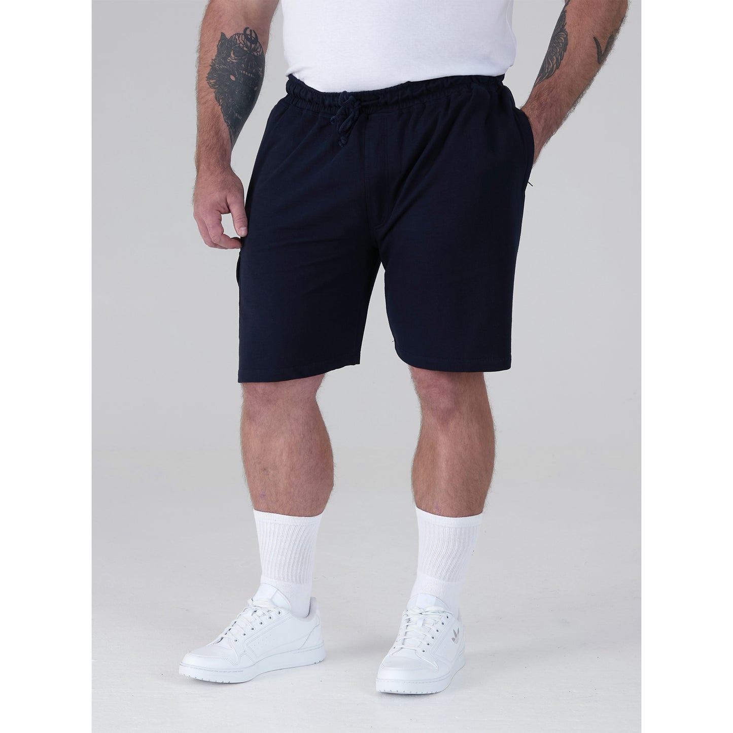Navy - Close up - Duke Mens D555 John Cotton Lightweight Kingsize Cargo Shorts