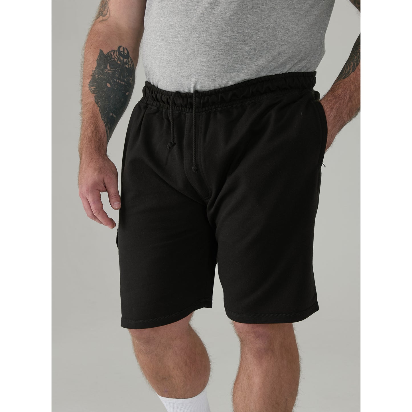 Black - Close up - Duke Mens D555 John Cotton Lightweight Kingsize Cargo Shorts
