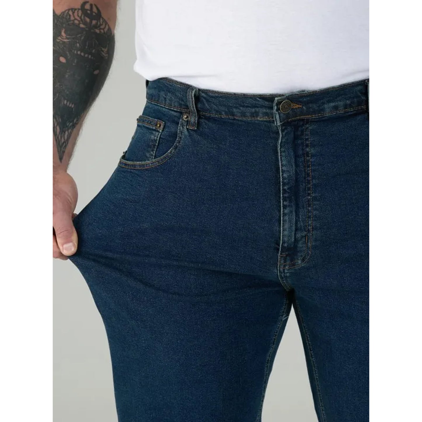 Stonewash - Close up - Duke Mens D555 Rockford Carlos Stretch Jeans