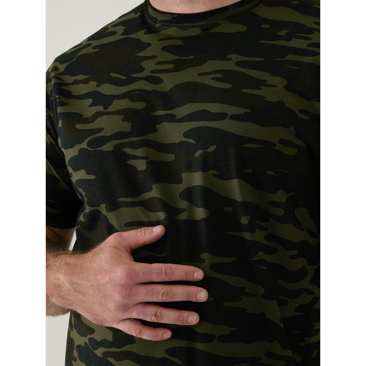 Jungle - Pack Shot - Duke Mens D555 Gaston Camouflage Kingsize T-Shirt