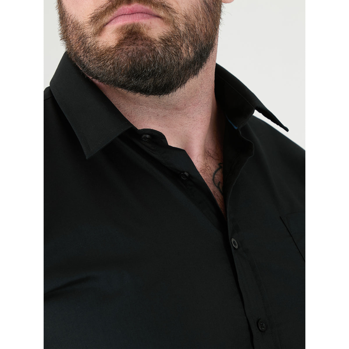 Black - Close up - Duke Mens D555 Aeron Easy-Iron Kingsize Short-Sleeved Shirt