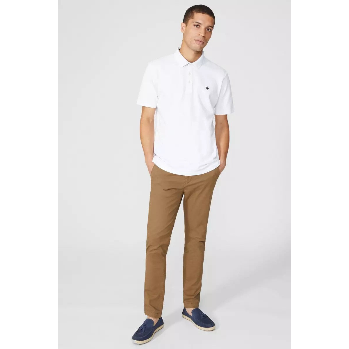White - Lifestyle - Maine Mens Pique Short-Sleeved Polo Shirt