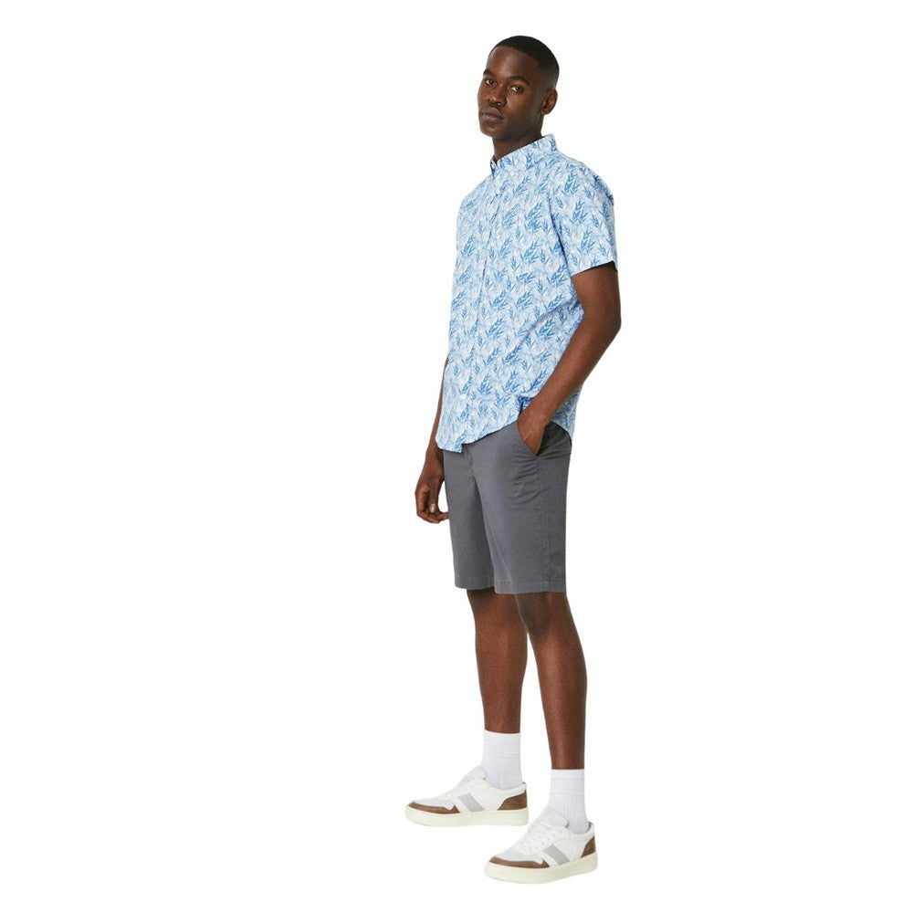 White-Blue - Lifestyle - Maine Mens Bamboo Print Short-Sleeved Shirt