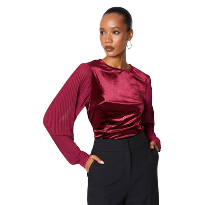 Berry - Front - Principles Womens-Ladies Velvet Pleated Sleeve Top