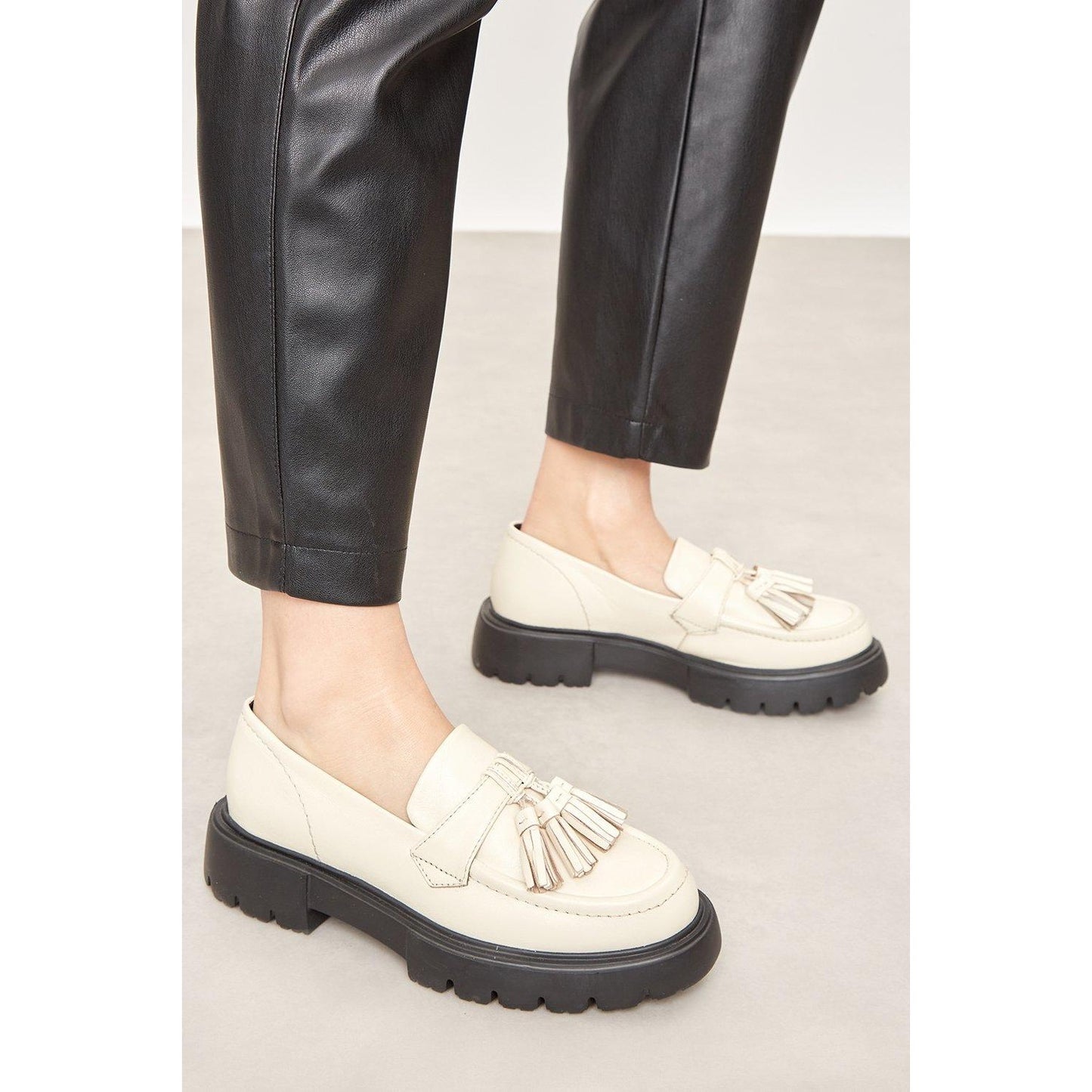 White - Back - Faith Womens-Ladies Lori Tassel Leather Chunky Heel Loafers