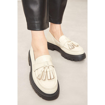 White - Lifestyle - Faith Womens-Ladies Lori Tassel Leather Chunky Heel Loafers