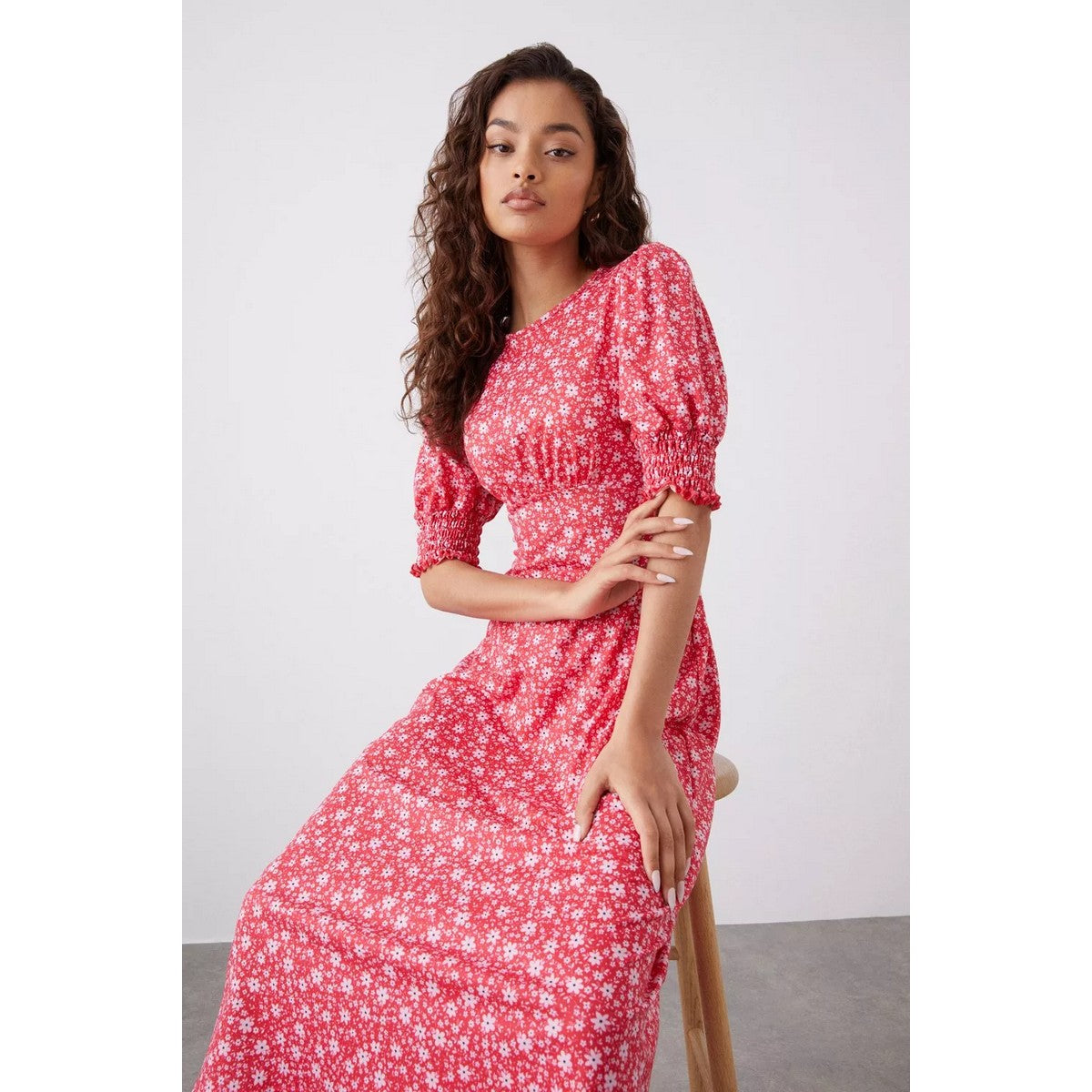 fitted lace wedding dress Dorothy Perkins Womens/Ladies Floral Shirred Cuff Petite Midi Dress –  Universal Textiles