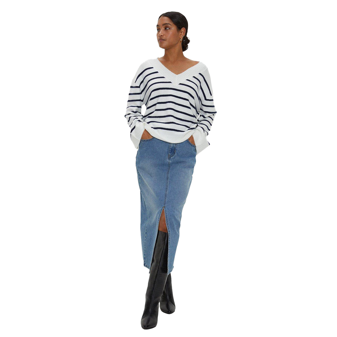 White - Lifestyle - Dorothy Perkins Womens-Ladies Stripe Knitted V Neck Jumper