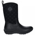 Black Quilt - Close up - Muck Boots Unisex Arctic Weekend Pull On Wellington Boots