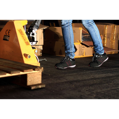 Black - Close up - Amblers Steel FS47 S1-P Trainer - Womens Shoes - Safety Shoes