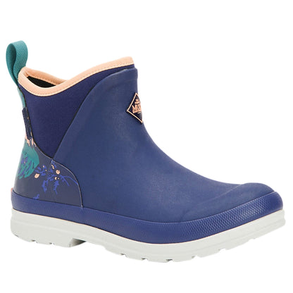 Astral Aura - Front - Muck Boots Womens-Ladies Originals Wellington Boots