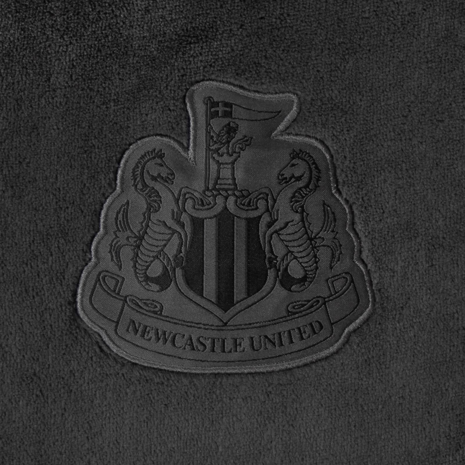 Grey - Side - Newcastle United FC Mens Crest Fleece Dressing Gown