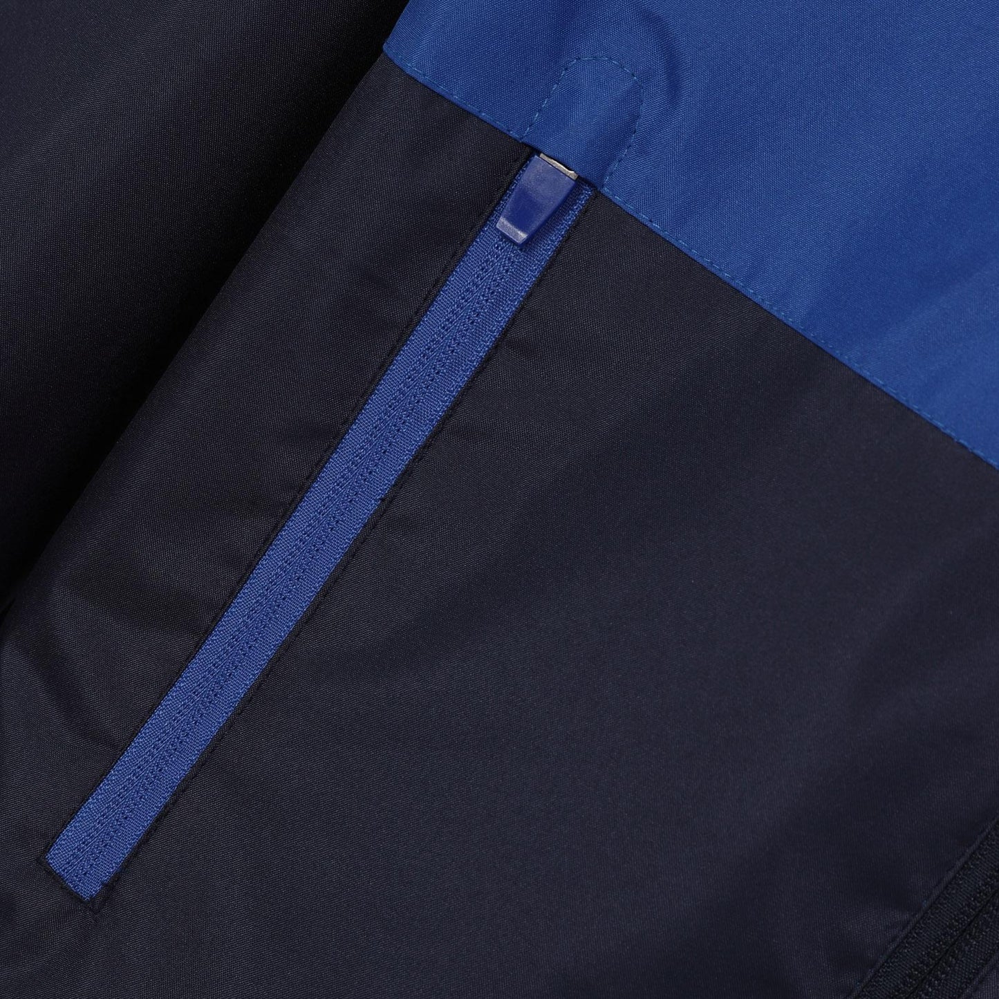 Navy-Royal Blue - Pack Shot - Chelsea FC Mens Crest Two Tone Windbreaker