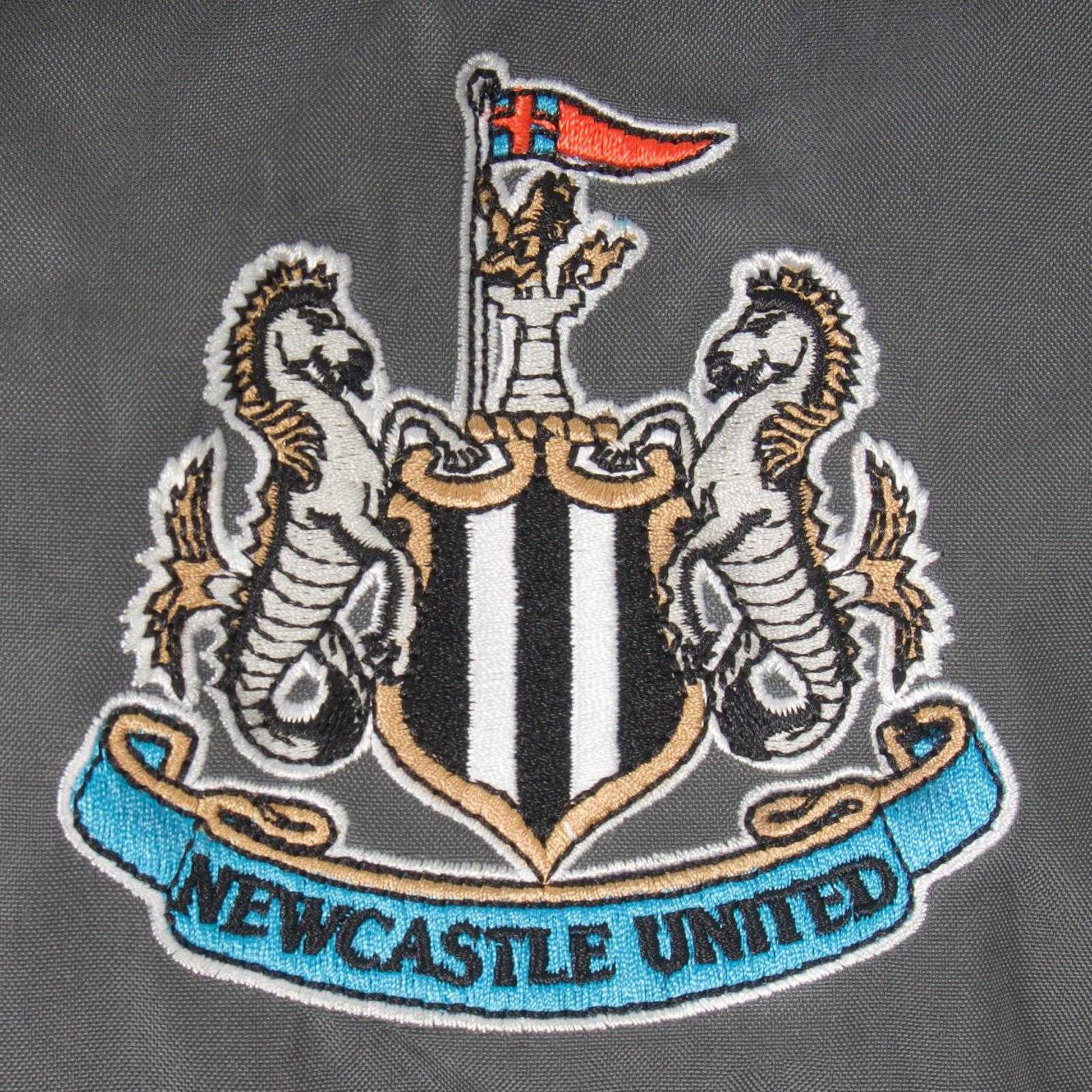 Black-Grey - Side - Newcastle United FC Mens Crest Two Tone Windbreaker