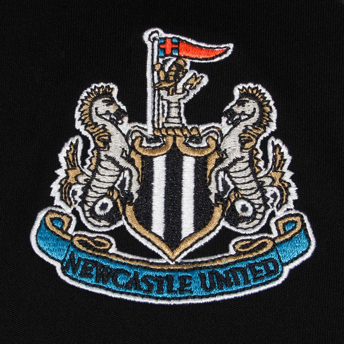 Black - Side - Newcastle United FC Boys Crest Polyester T-Shirt