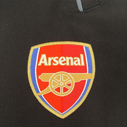 Black-Grey - Close up - Arsenal FC Mens Crest Two Tone Tracksuit