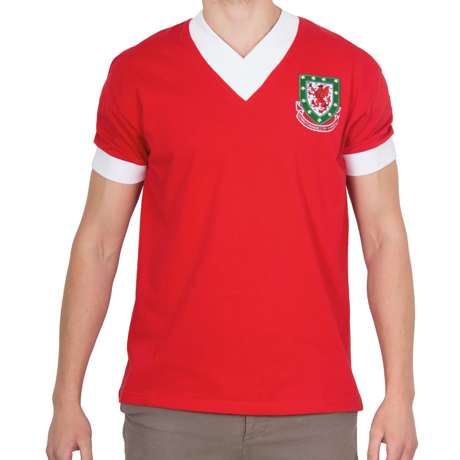 Red - Pack Shot - FA Wales Mens 1958 John Charles 9 Retro T-Shirt