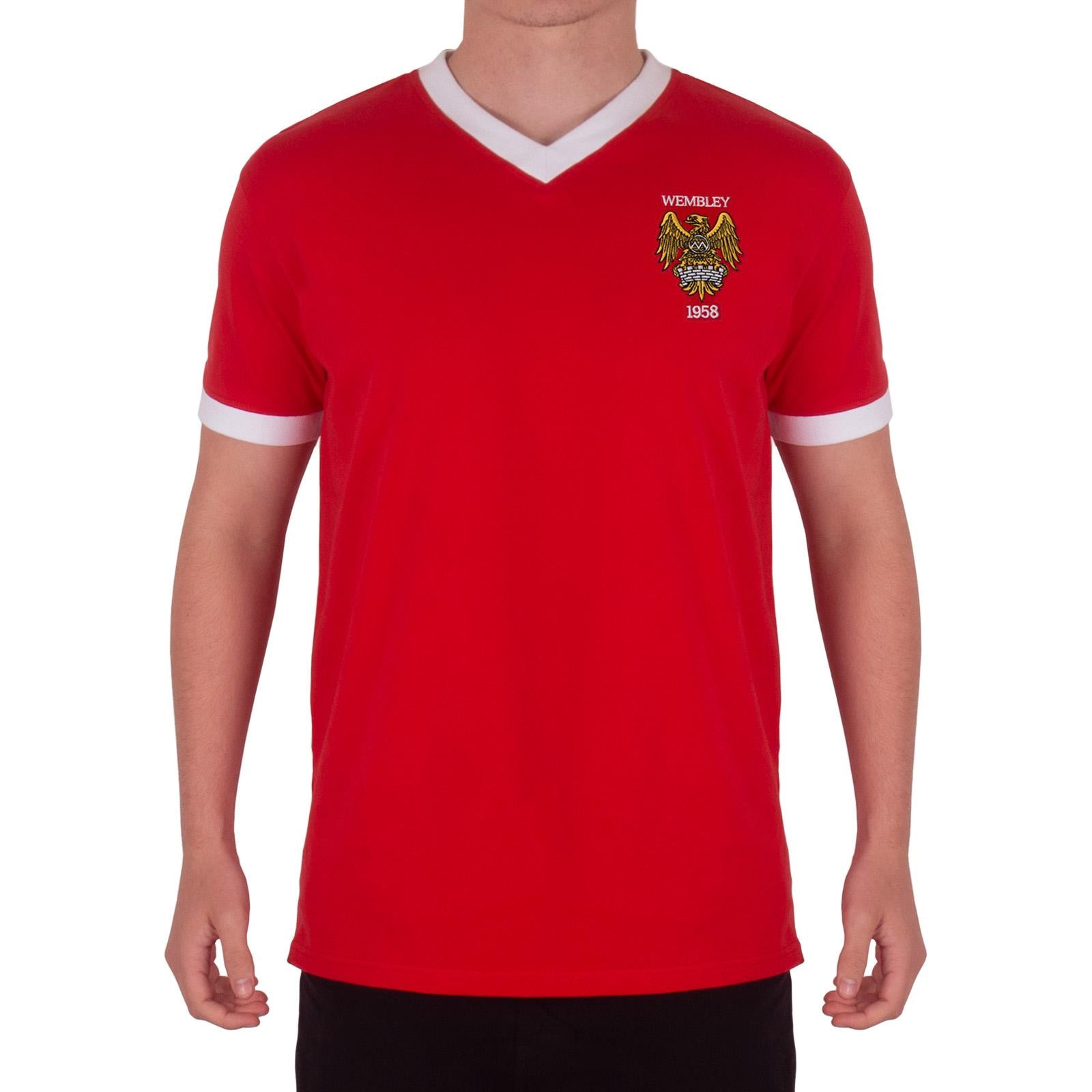 Red - Pack Shot - Fan Originals Mens United Wembley 1958 Crest Polyester V Neck T-Shirt