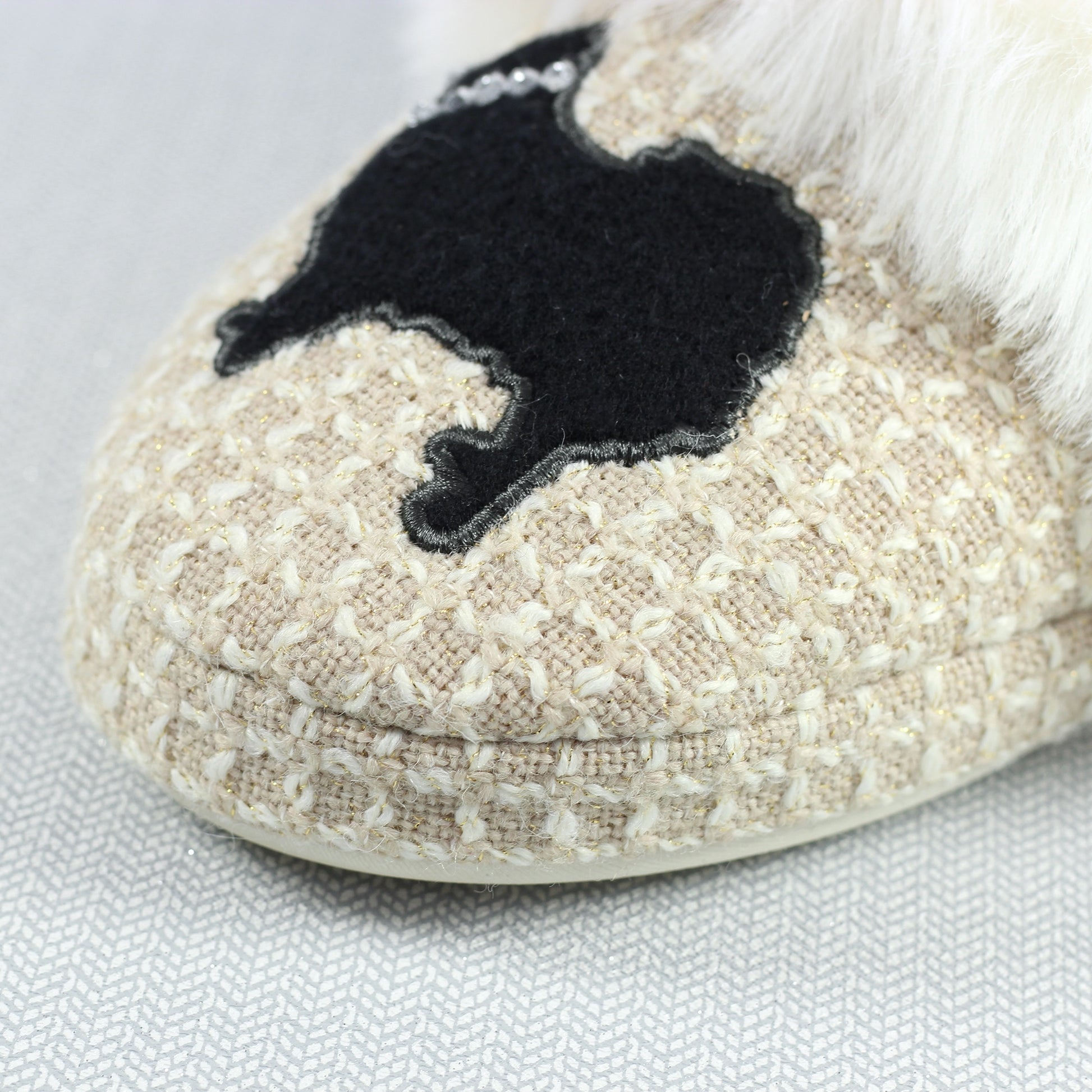 Beige - Close up - Lazy Dogz Womens-Ladies Cookie Suede Moccasin Slippers