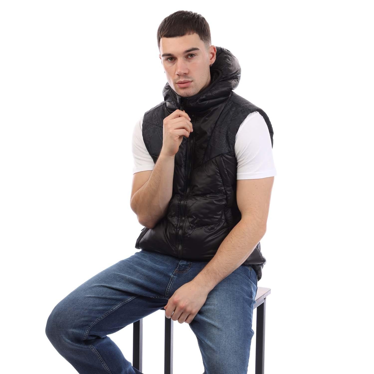 Black - Lifestyle - Duck and Cover Mens Rierson Hooded Gilet