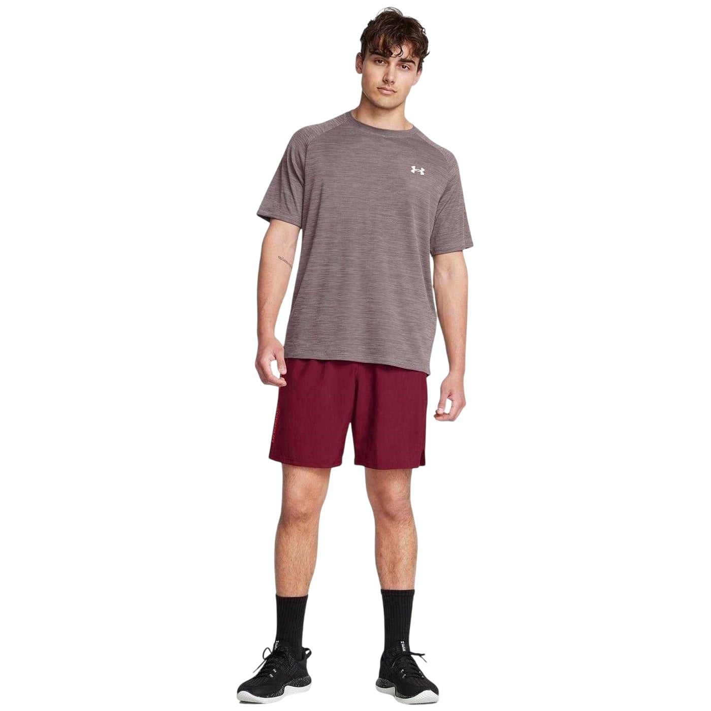 Red - Front - Under Armour Mens Vertical Logo Regular Shorts