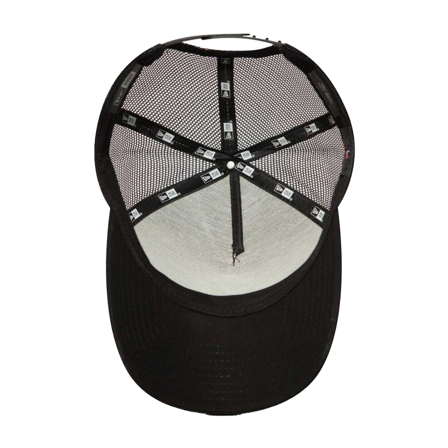 Black - Lifestyle - New Era Casual Trucker Cap