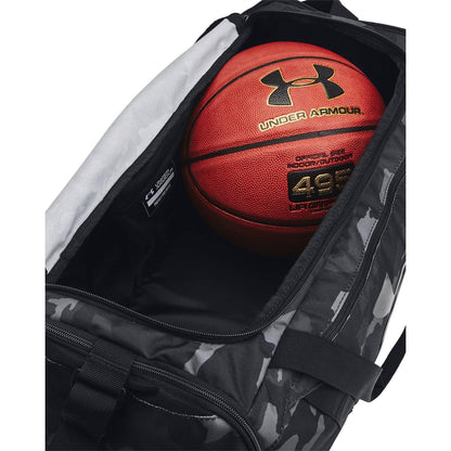 Black - Pack Shot - Under Armour Undeniable 5.0 Duffle Bag