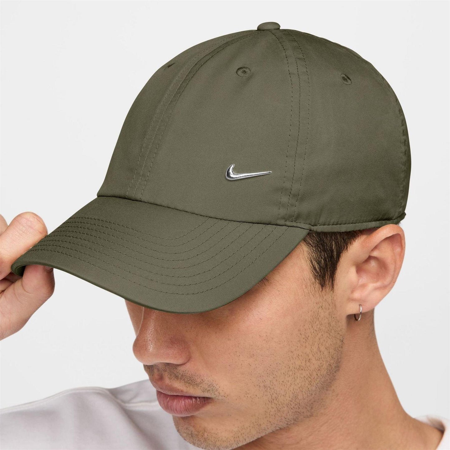 Olive Green-Silver - Pack Shot - Nike Swoosh Polyester Baseball Cap