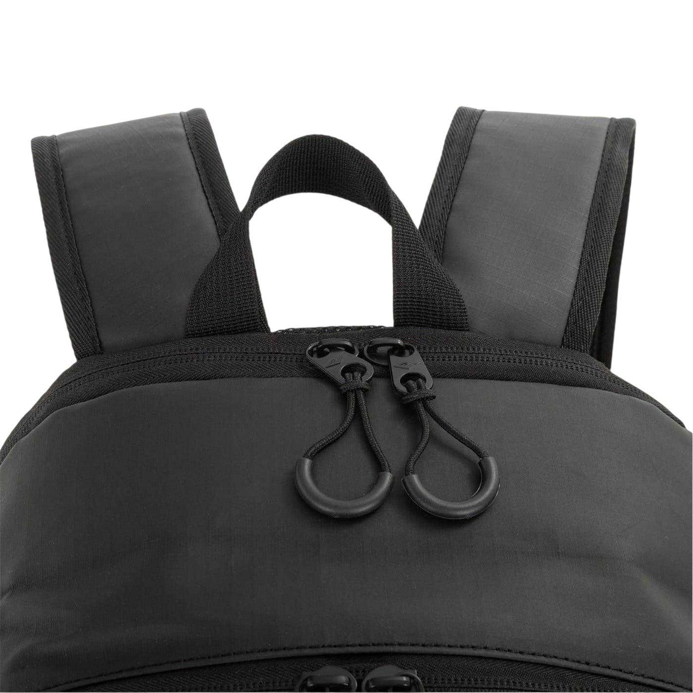 Black - Pack Shot - Everlast Logo Backpack