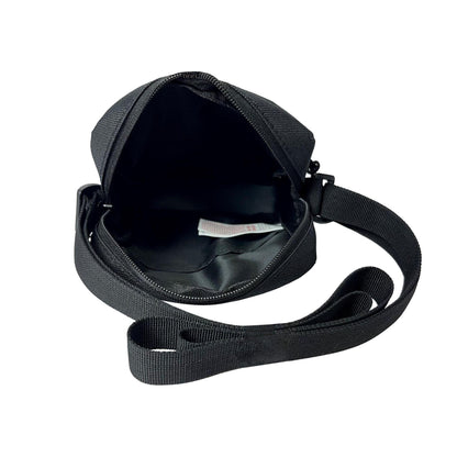 Black - Pack Shot - Everlast Logo Crossbody Bag