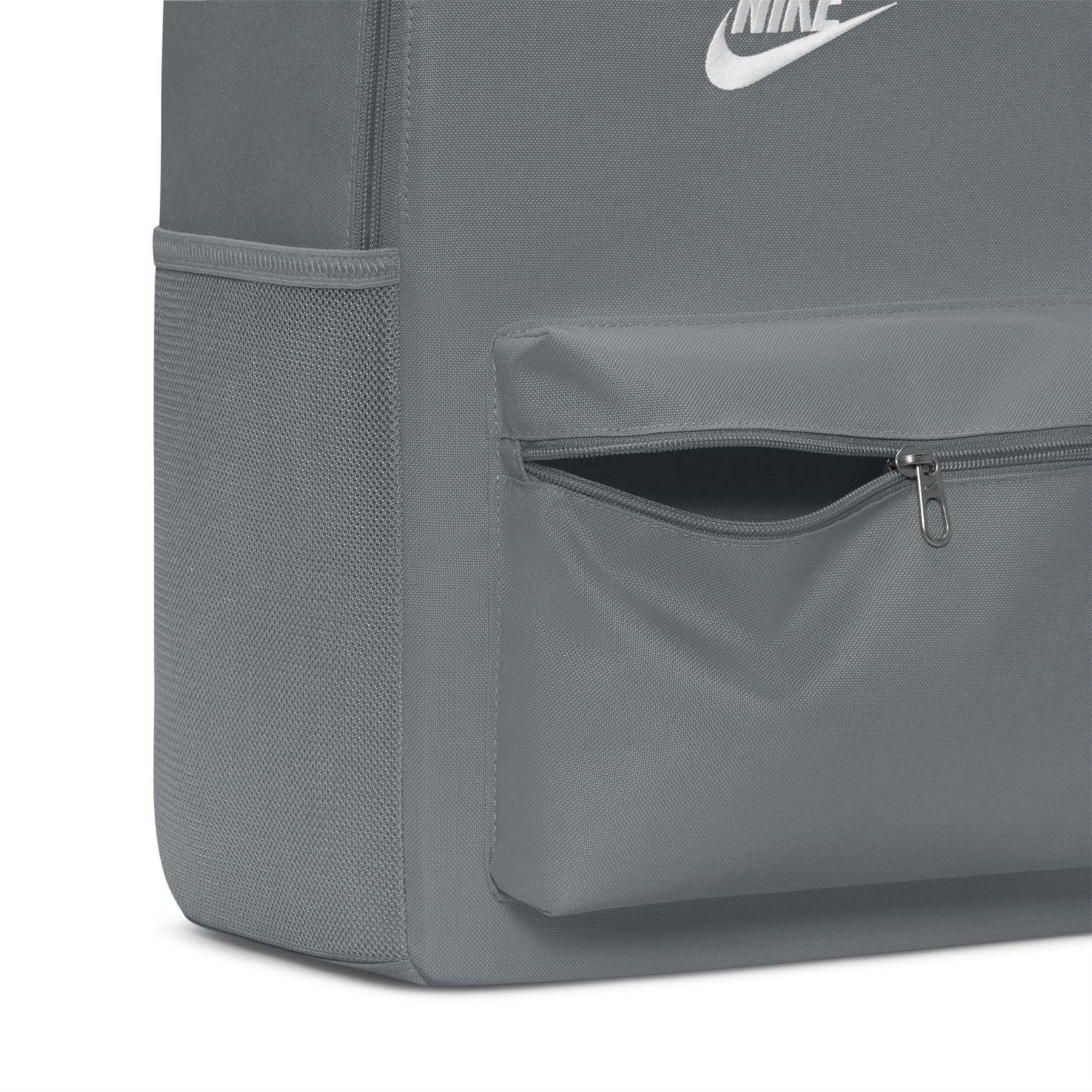 Smoke Grey - Pack Shot - Nike Heritage Logo Backpack