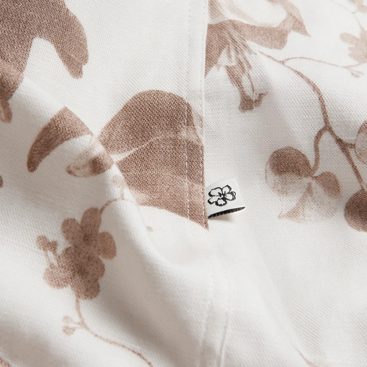 Natural - Lifestyle - Ted Baker Unisex Adult Belmar Linen Blend Short-Sleeved Shirt