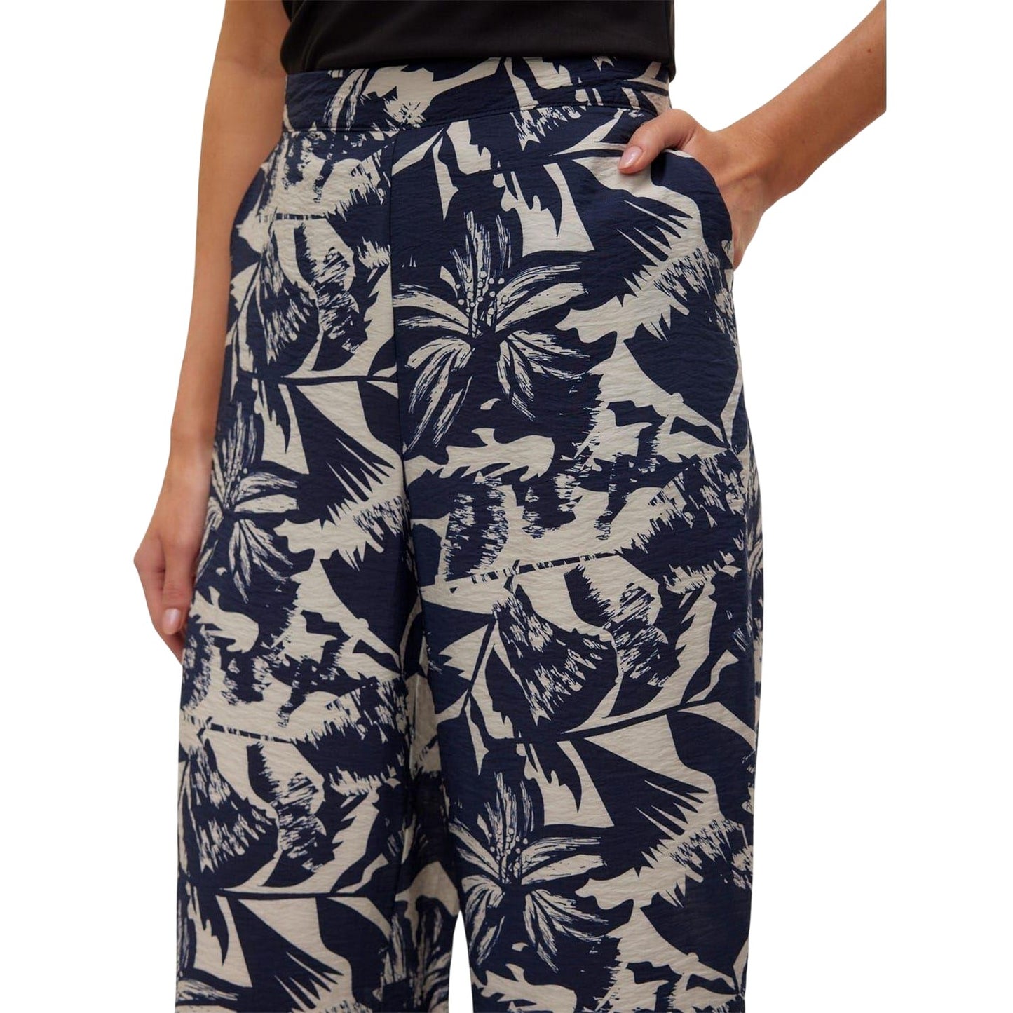 Navy Blazer - Side - Vero Moda Womens-Ladies Wide Leg Trousers