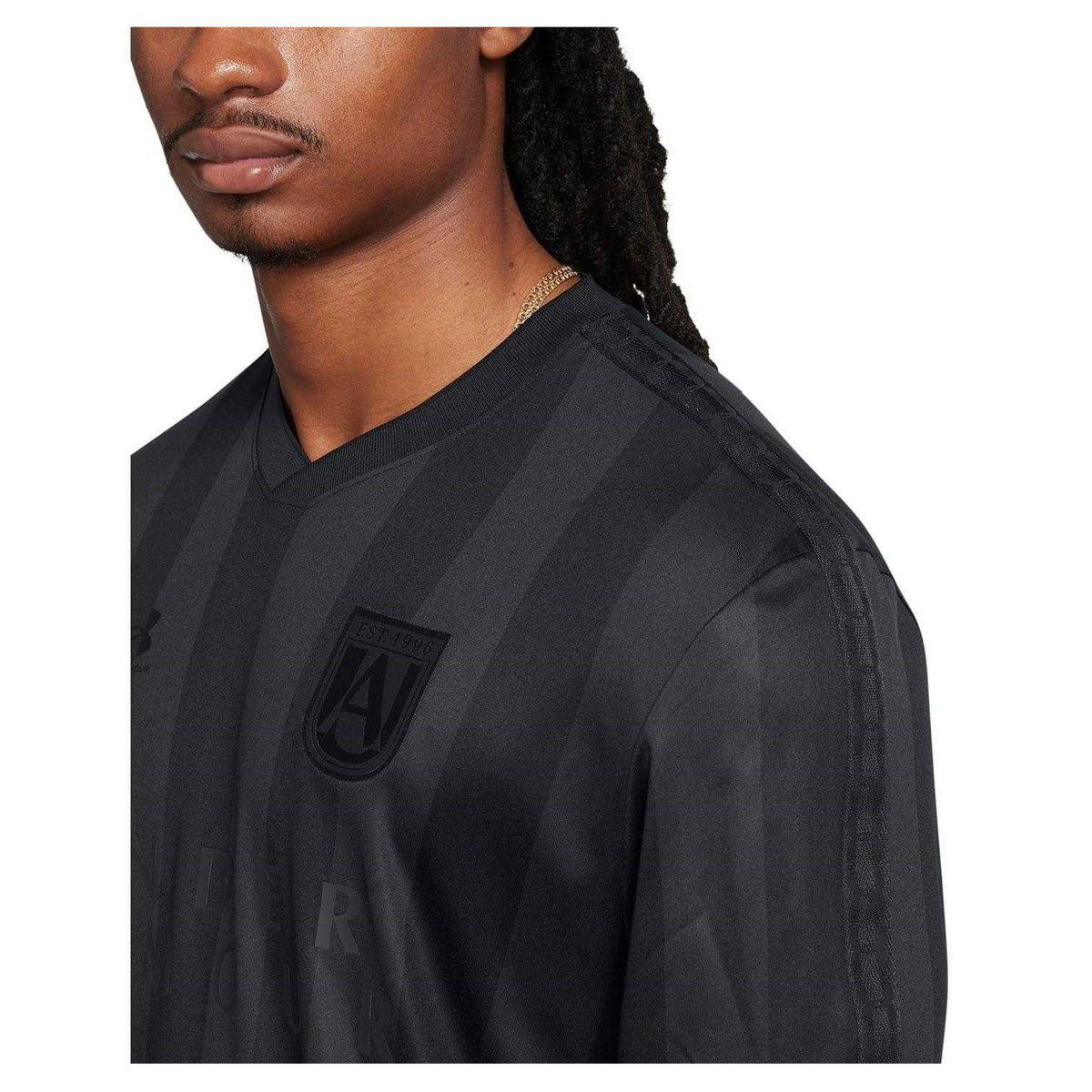 Black - Side - Under Armour Mens Terrace Long-Sleeved T-Shirt