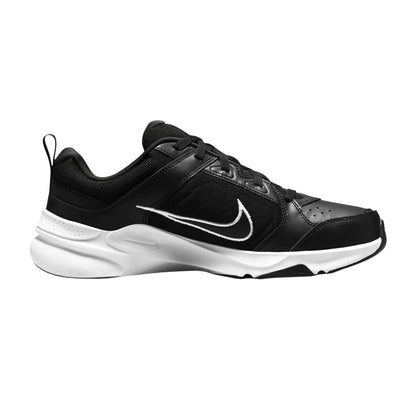 Black-White - Front - Nike Mens Defy All Day Trainers