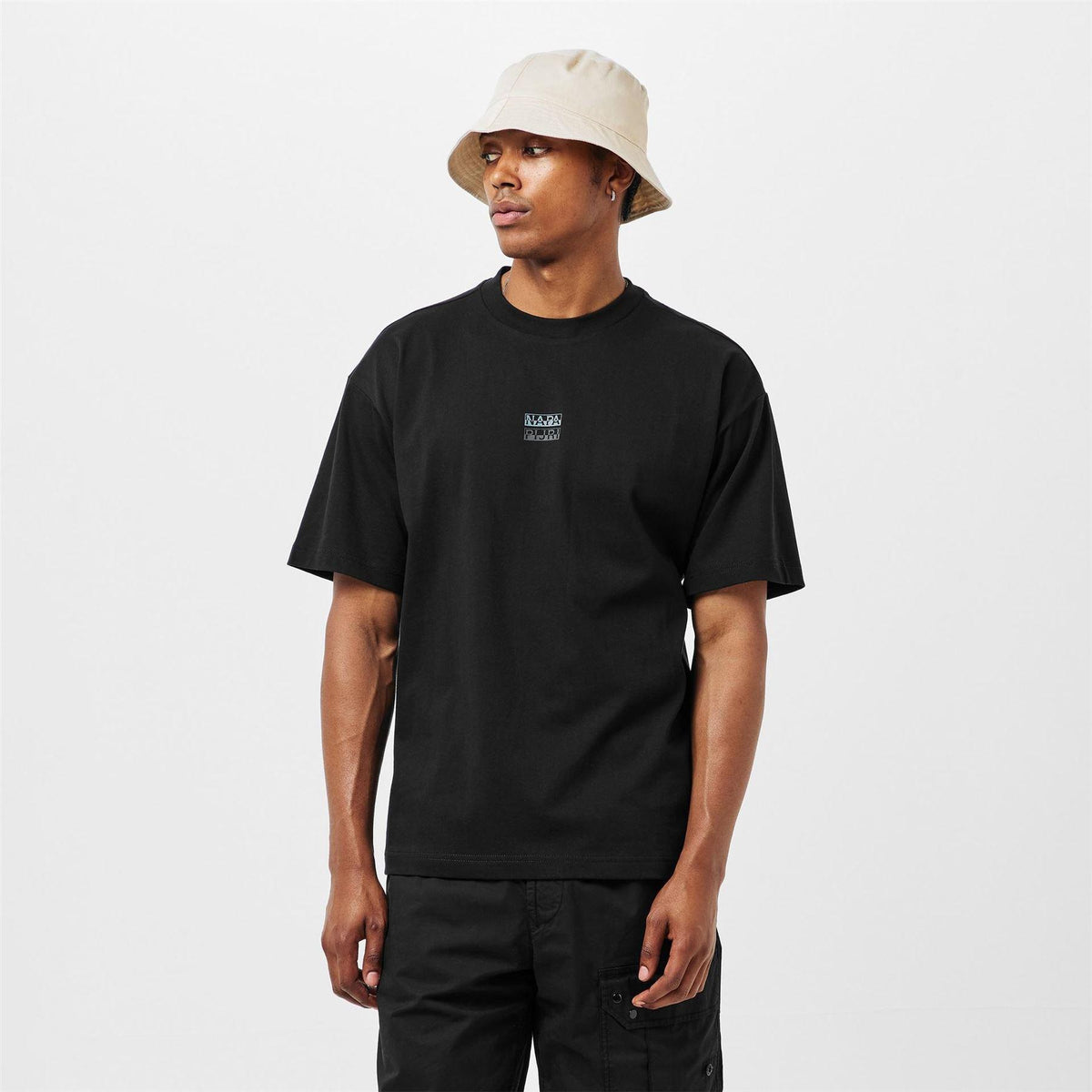 Black Beauty - Side - Napapijri Mens Regular T-Shirt