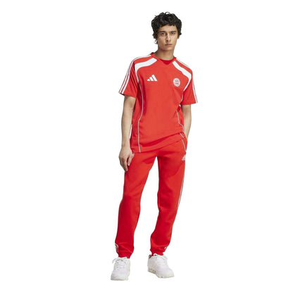 Red-White - Side - Puma Unisex Adult FC Bayern Munich T-Shirt